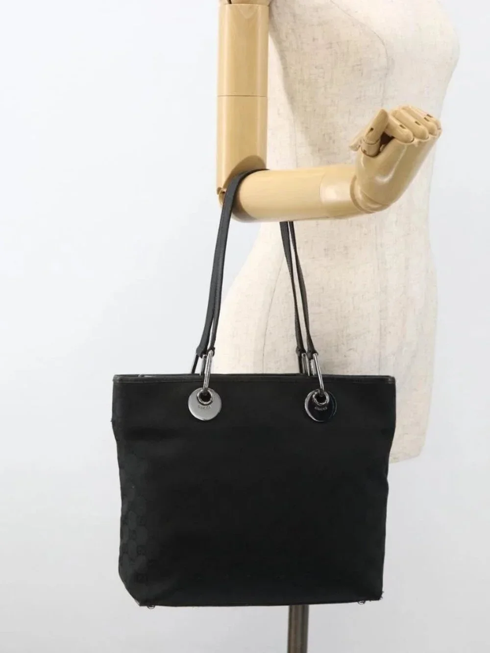 GUCCI GG Canvas Tote Bag Black Silver 139552 Auth YKZ351